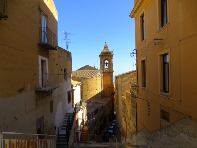 アグリジェントの街歩き （１０景-4）　シチリア　イタリア　Agrigento, Sicilia, Italy　2015/06/19　Photo by Kohyuh