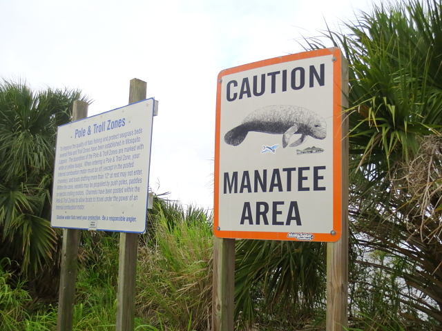 “Bio Lab Road” （７景-3）　メリット島国立野生動物保護区　メリット島　フロリダ　米国