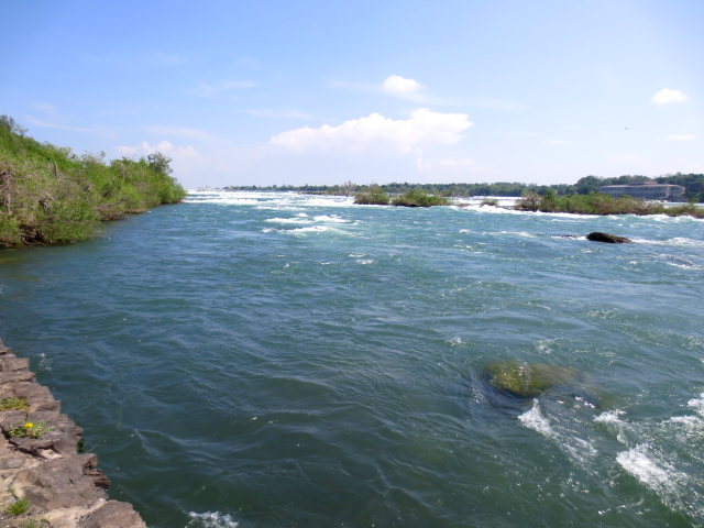 ナイアガラの滝 （１５景-9） ・・・ アメリカ側 ニューヨーク州　アメリカ Niagara Falls, NY, USA 2013/05/22　Photo by Kohyuh