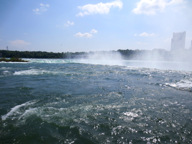 ナイアガラの滝 （１５景-11） ・・・ アメリカ側 ニューヨーク州　アメリカ Niagara Falls, NY, USA 2013/05/22　Photo by Kohyuh
